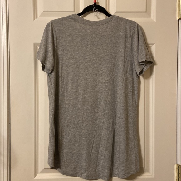 Winnie the Pooh Medium T-shirt New - Picture 2 of 7